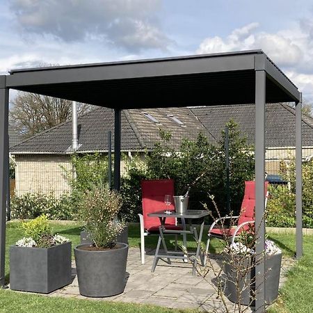 Helle, Grosszuegige Ferienwohnung Fuer 2 - 3 Personen Mit Parkplatz + E-Ladestation In Buchholz, Nordheide Buchholz in der Nordheide Bagian luar foto